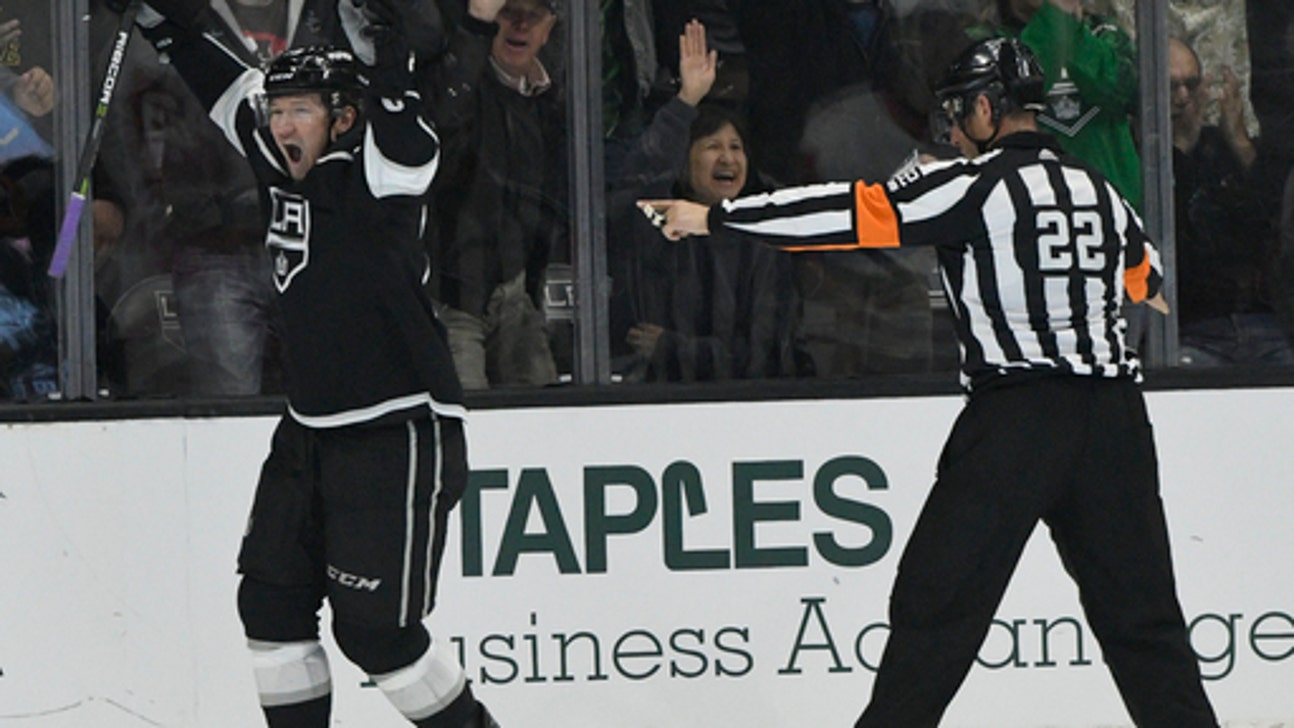 Kopitar and Kings hand Red Wings 8th straight loss, 4-1