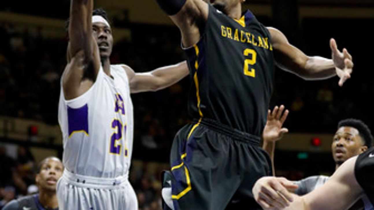 Graceland (Iowa) wins its 1st NAIA national championship