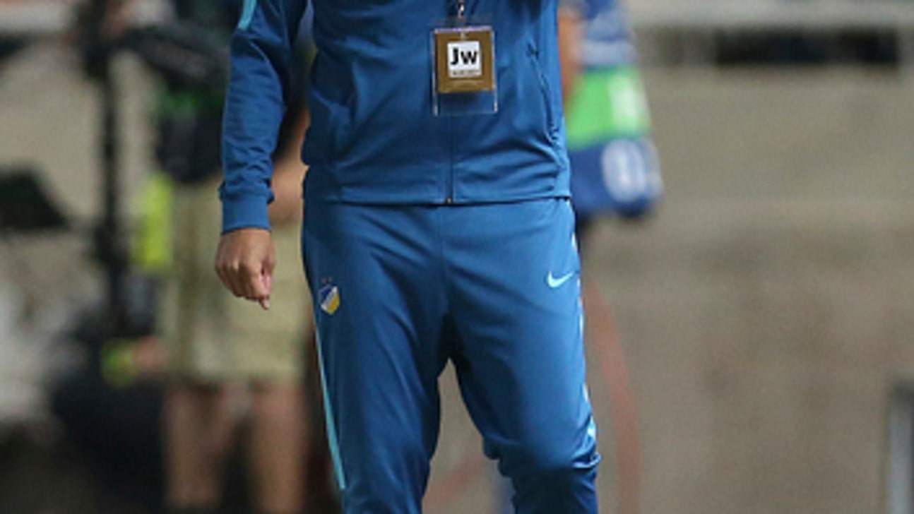 Defending Cyprus champion APOEL lets coach go after 8 months