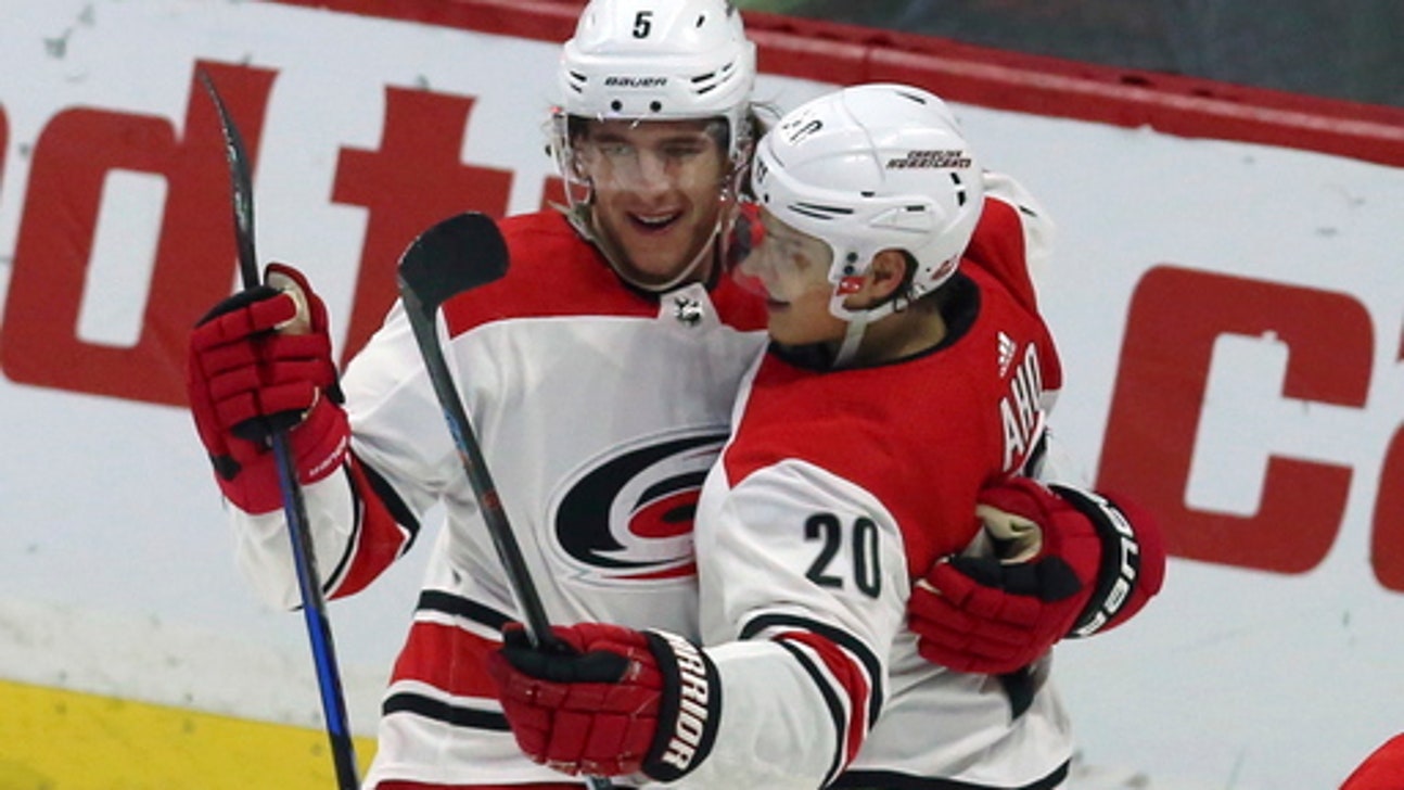 Hurricanes spoil Karlsson’s return, beat Senators 5-2