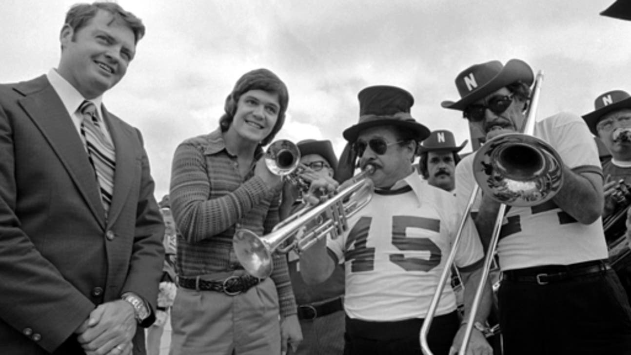 Former Raiders QB David Humm dies at age 65