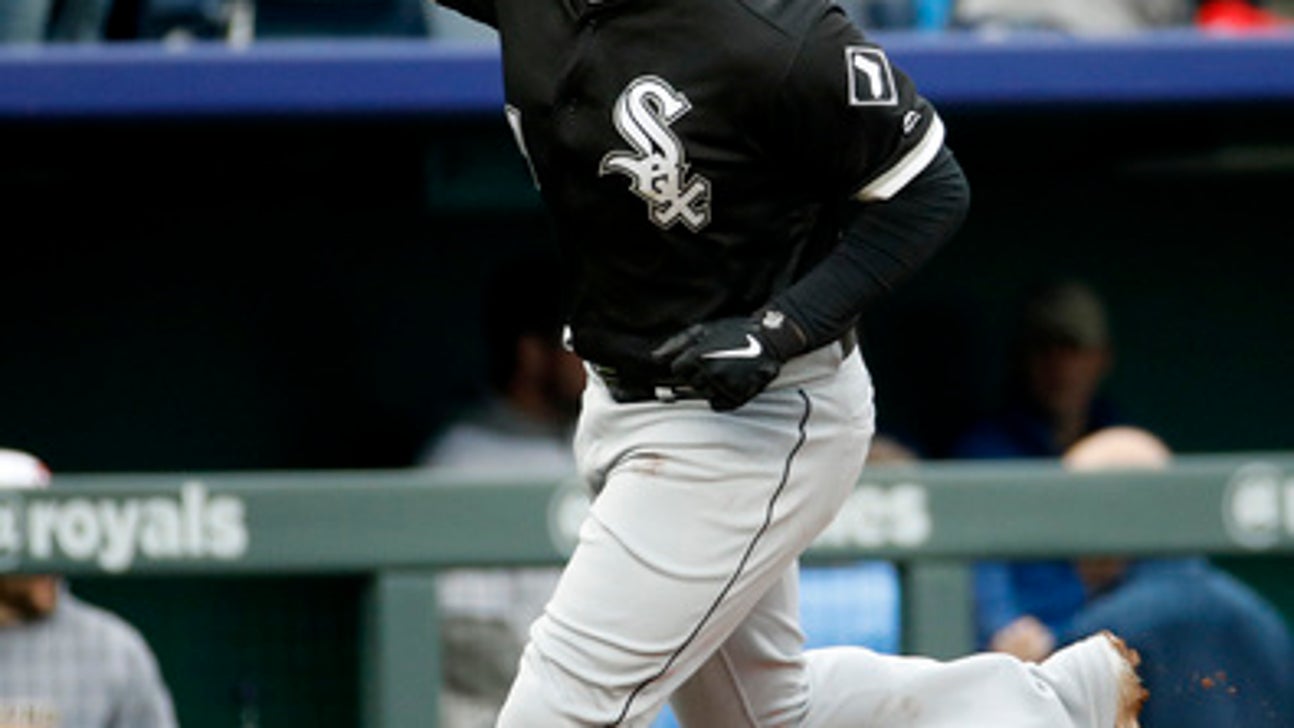 Davidson hits 3 of White Sox’s 6 homers in 14-7 rout of KC