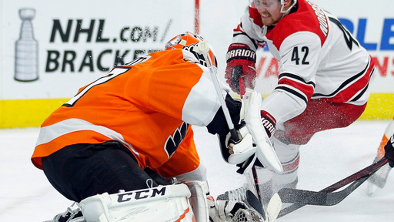 Voracek’s goal leads Flyers to crucial win over Hurricanes