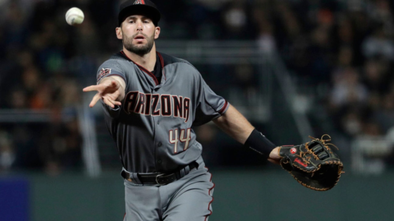 Godley throws 7 strong as D-backs top Giants 2-1