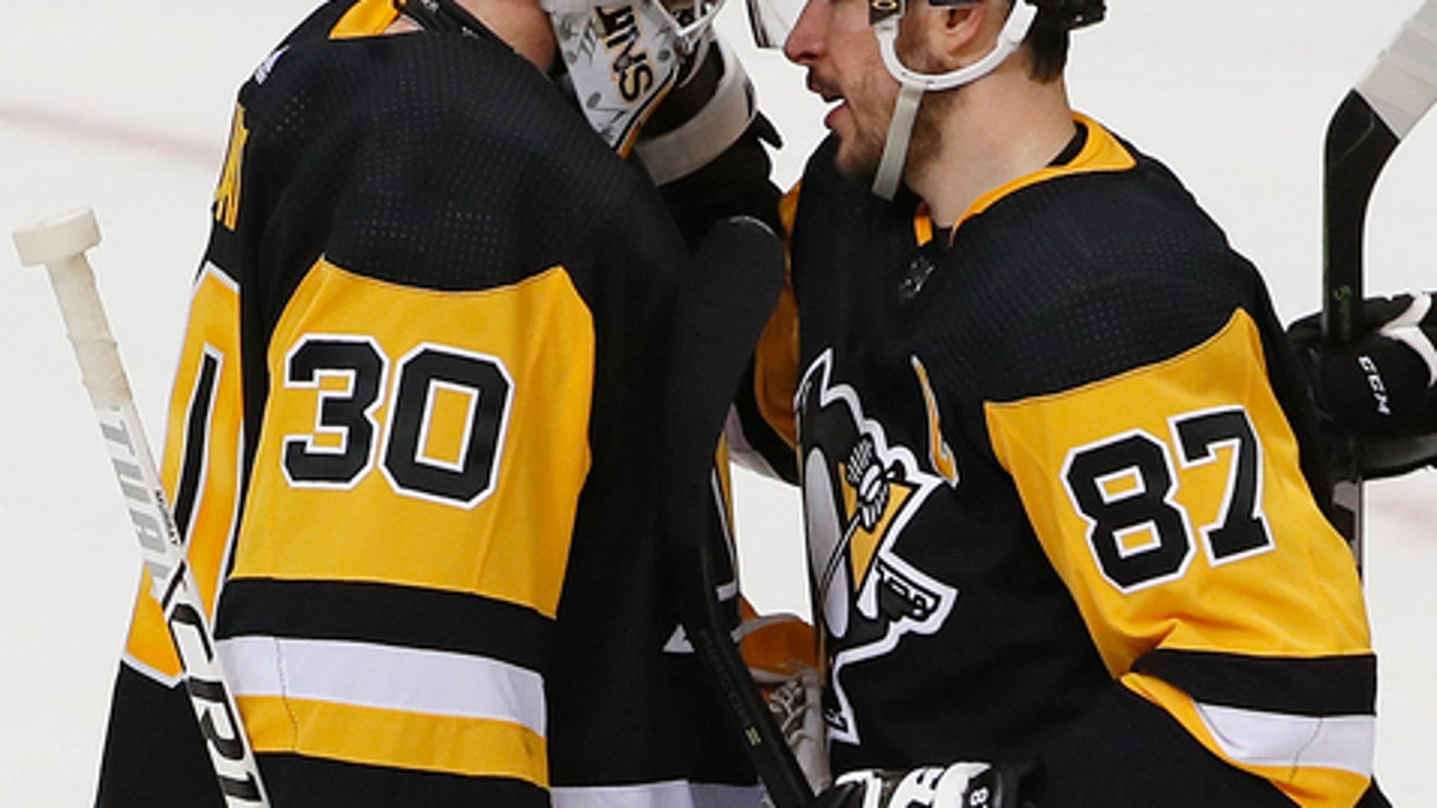 Crosby has hat trick, Penguins rout Flyers 7-0