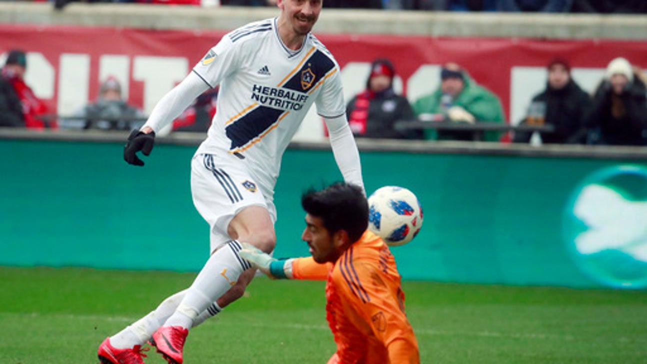 Zlatan Ibrahimovic scores, Galaxy edge Fire 1-0