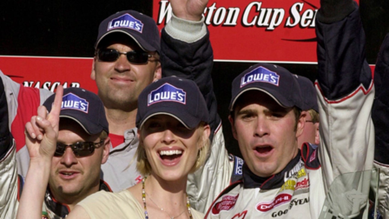 Jimmie Johnson has long career ahead to sell to sponsors