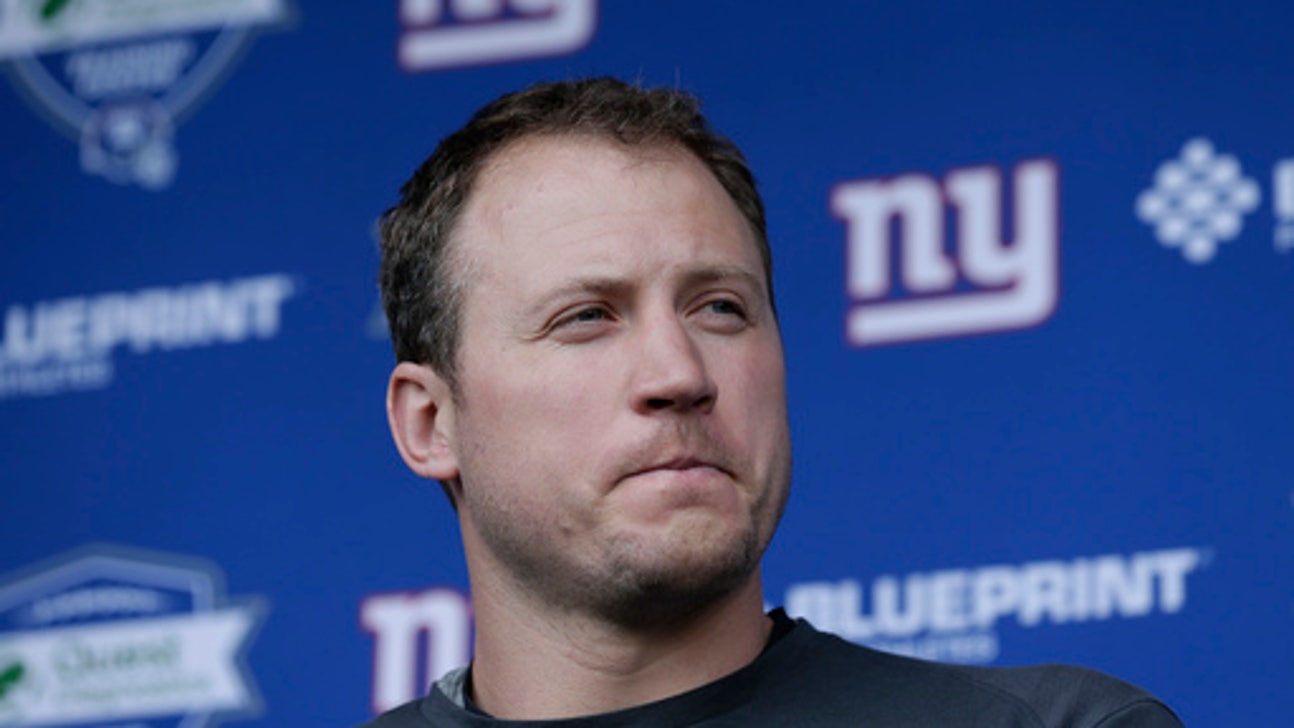Giants minicamp ends with helmet-swinging scuffle