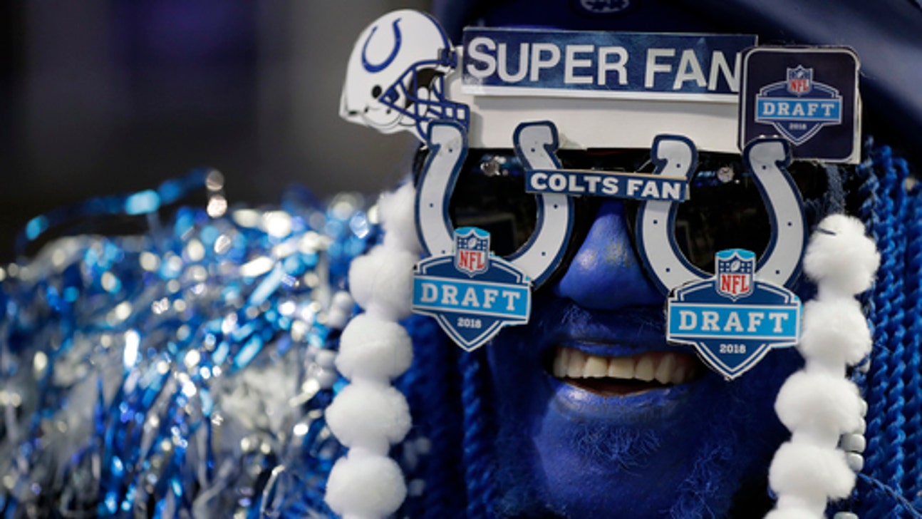 Irsay: Indianapolis turned down trade offers to get Luck