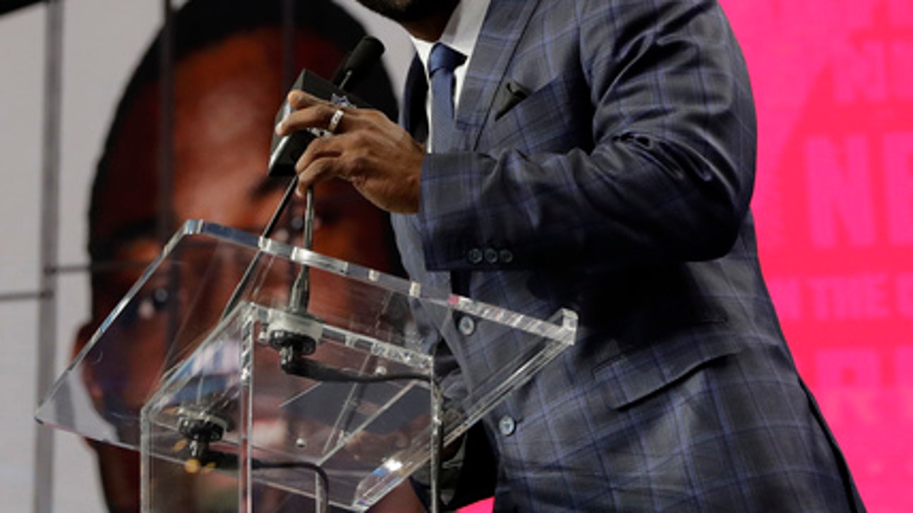Giants find blocker for Barkley, draft guard Will Hernandez