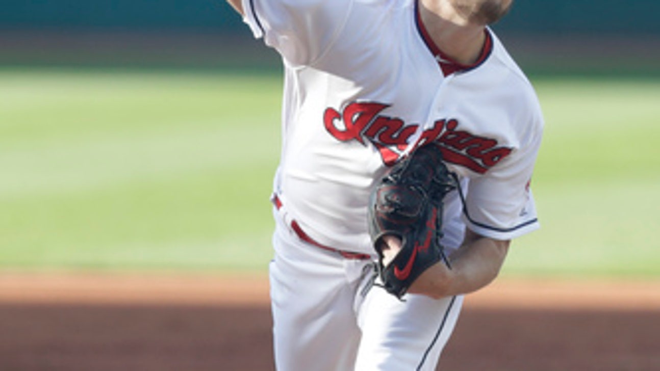 Bauer: Pitchers should be able to use substances on ball