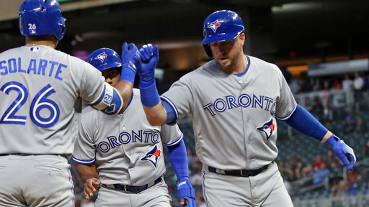 Smoak, Martin homer as Blue Jays hold on to beat Twins 7-5