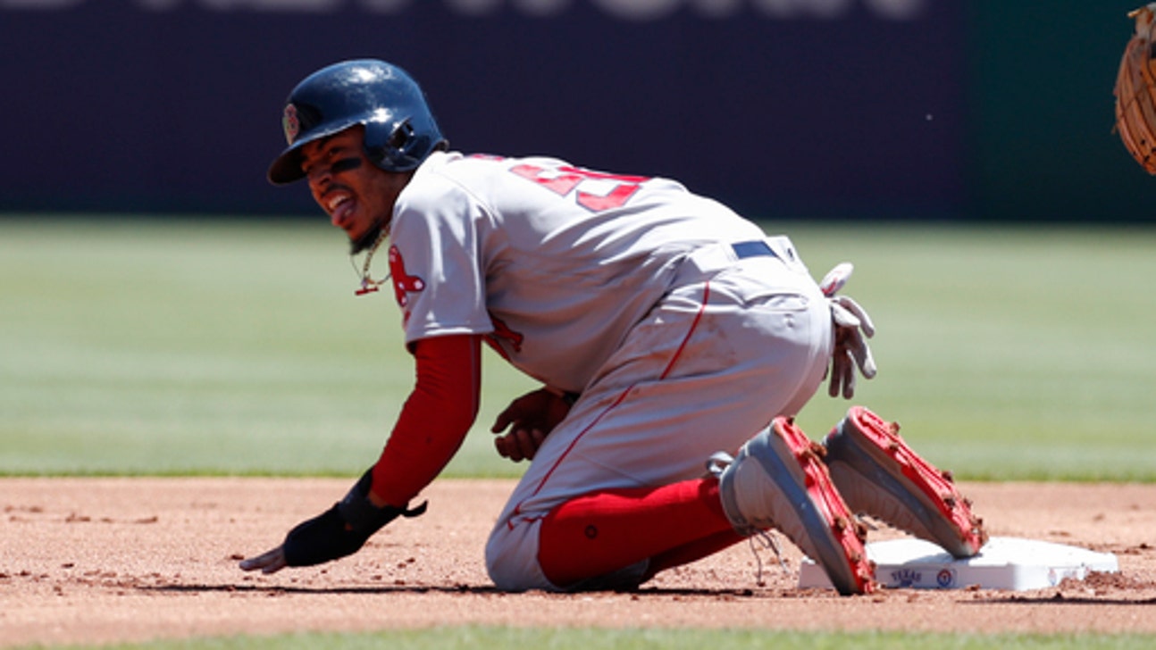 LEADING OFF: Strasburg back in SD, Betts rests for Bronx