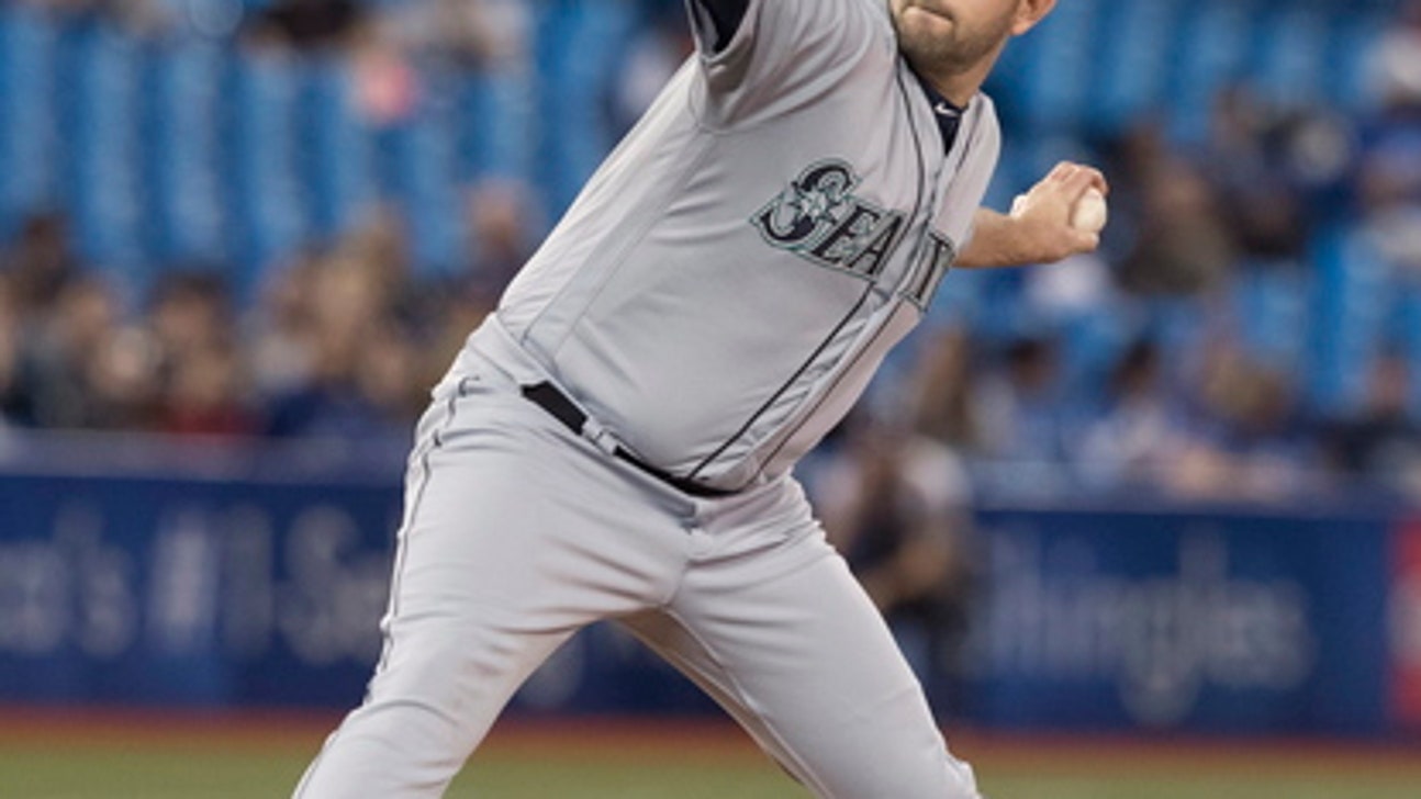 Paxton pitches no-hitter, Mariners beat Blue Jays 5-0