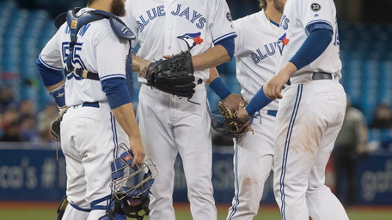 Seager hits 2 HRs, 1 a slam, Mariners beat Blue Jays 9-3