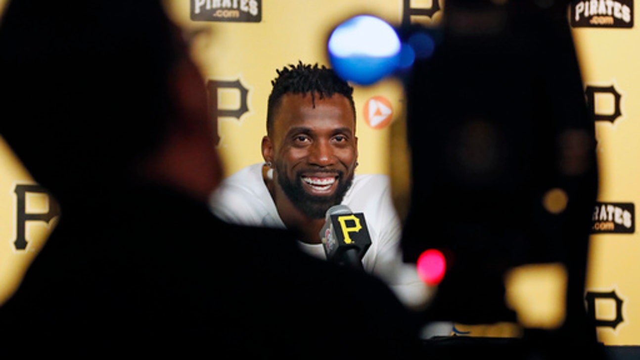 ‘A little weird’ for McCutchen in return to Pittsburgh