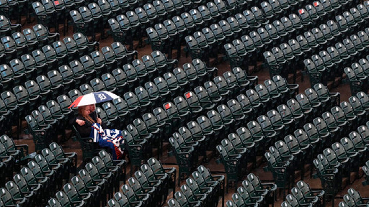 LEADING OFF: Suzuki coaches, Price starts, Springer checked