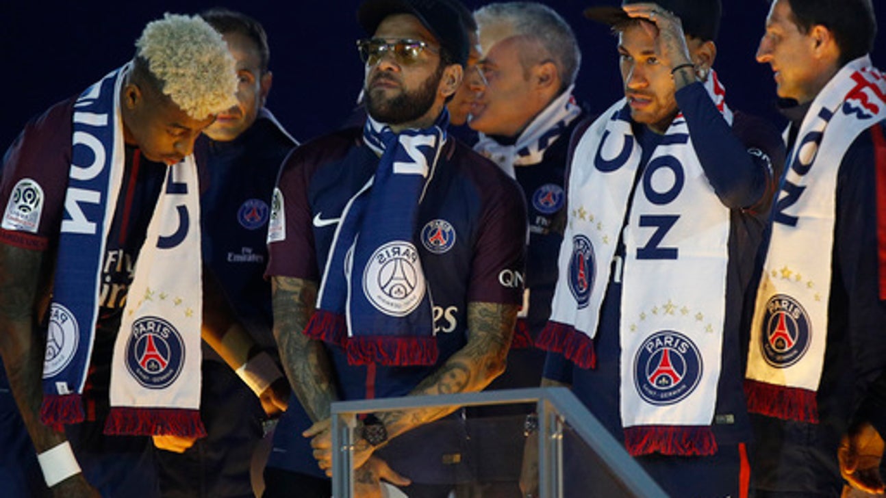 Alves at peace despite injury that put him out of World Cup