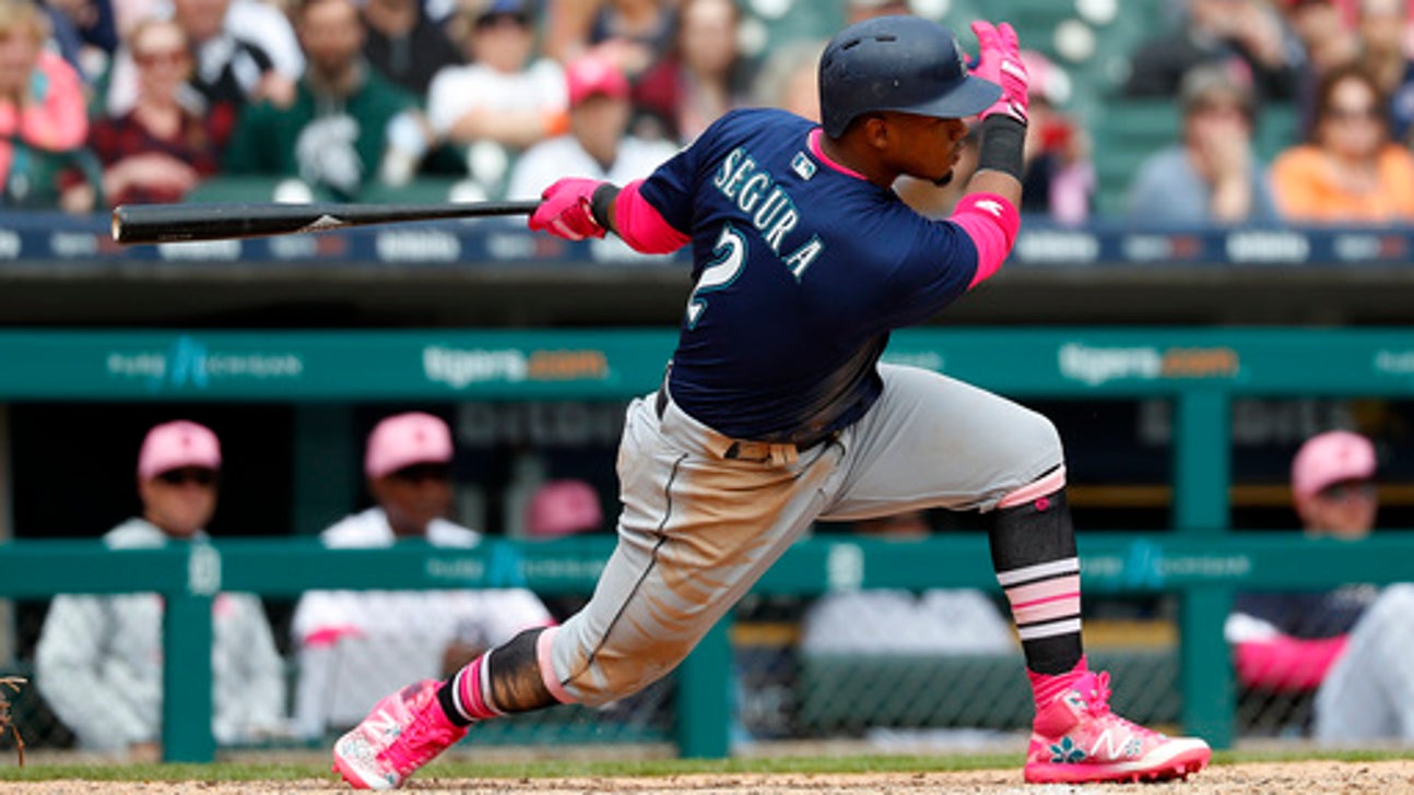 Top AL teams setting bar high so far in postseason chase