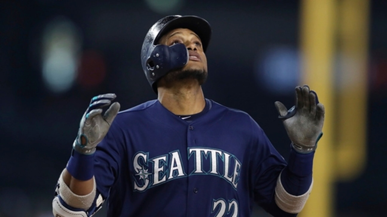 Cano joins list of game's best suspended for violations