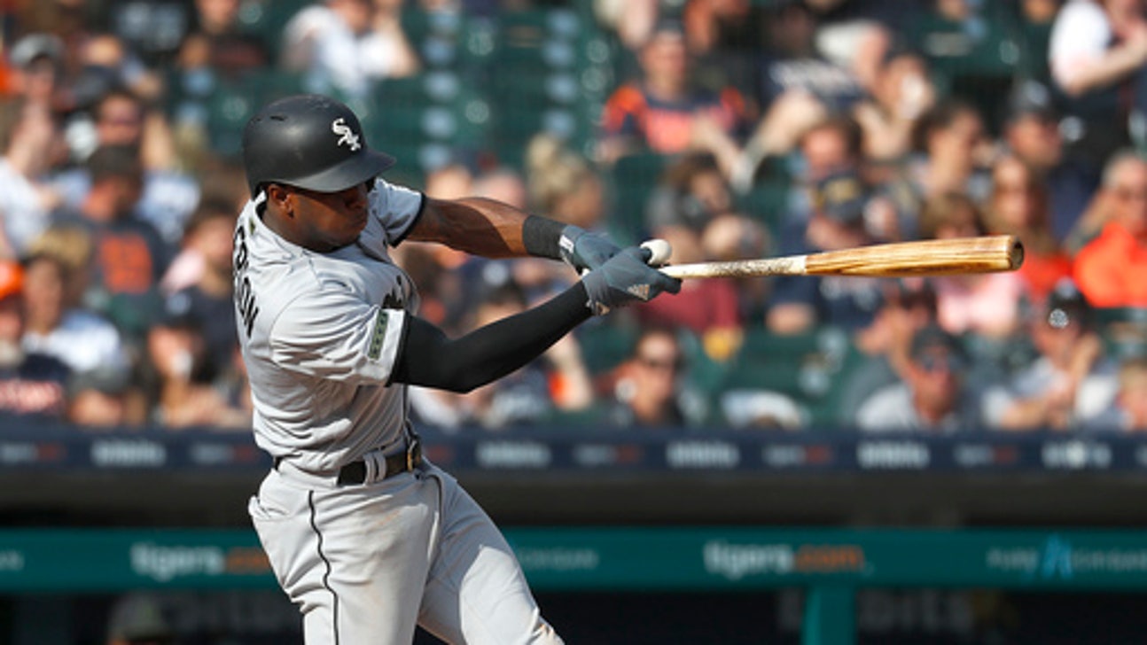 Anderson, Santiago lead White Sox past Tigers 8-4