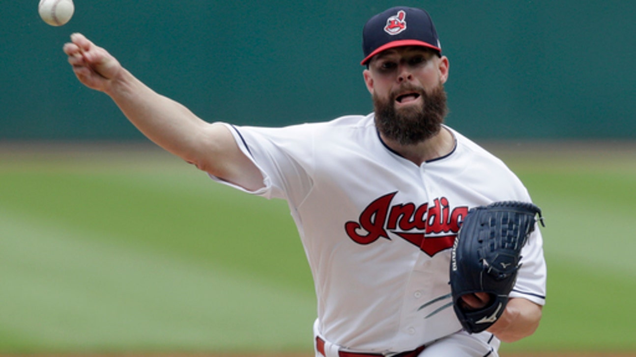 Kluber gets eighth win, Indians roll White Sox 9-1
