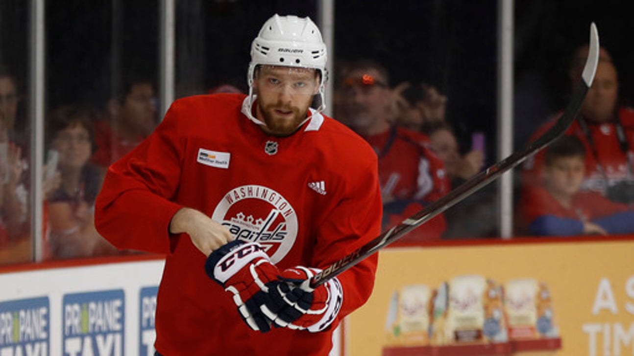 The Latest: Sting and Shaggy play pre-Game 3 concert