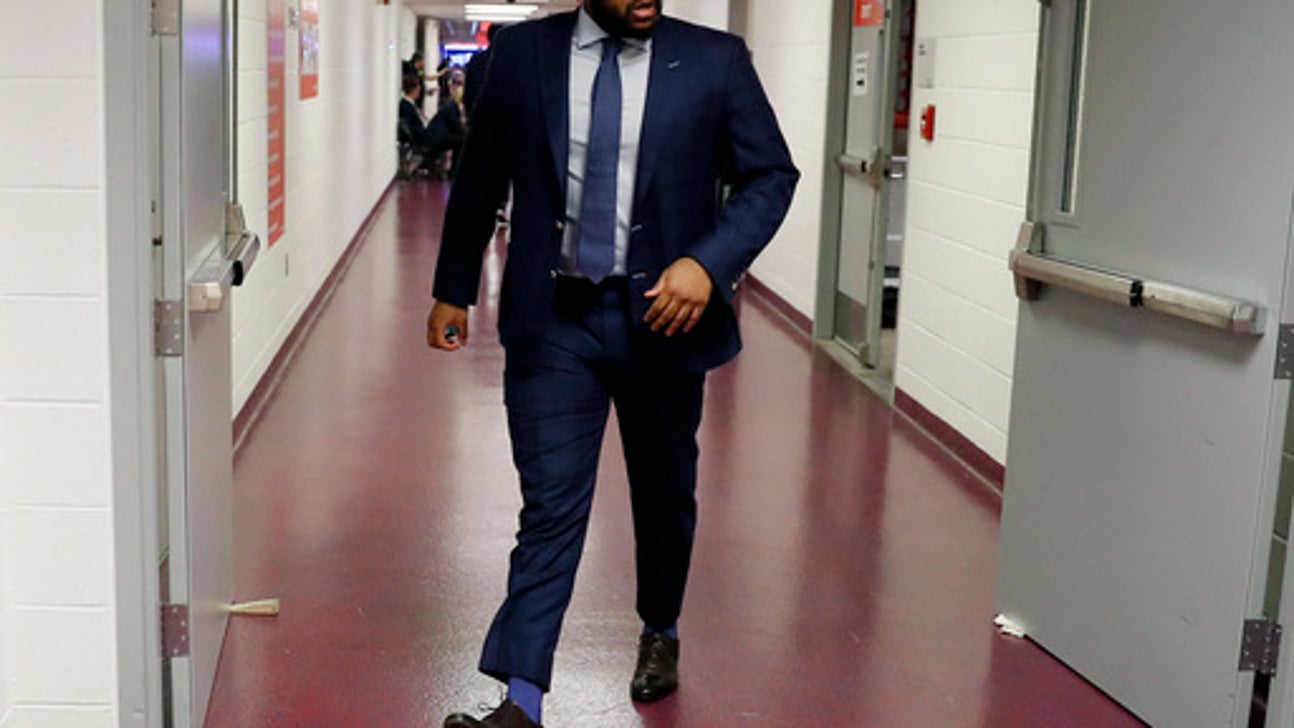 Smith-Pelly to skip White House visit if Caps win Cup