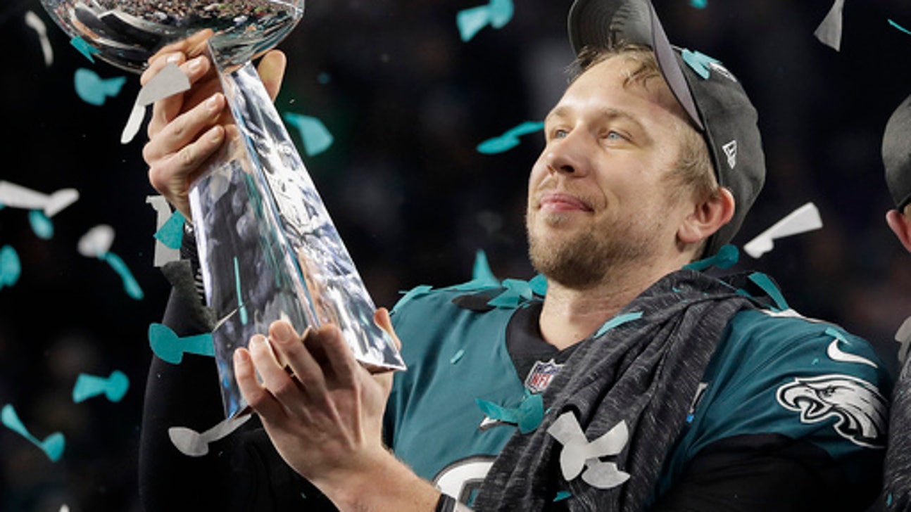 Philadelphia Eagles get Super Bowl rings honoring team, fans