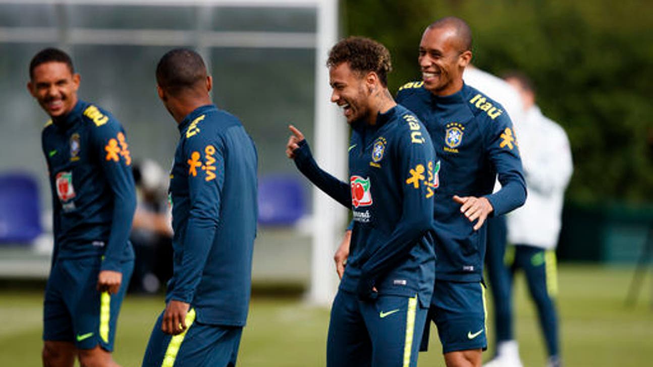 Brazil’s Costa returns to training after injury, Augusto out