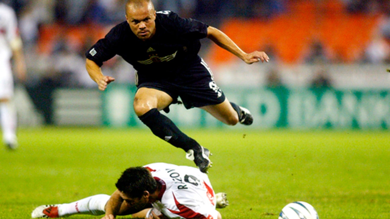 Stewart hired as GM of US men’s soccer team