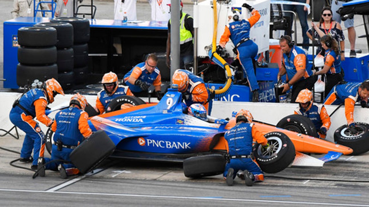 Dixon surges to IndyCar points lead with 2 wins in 8 days