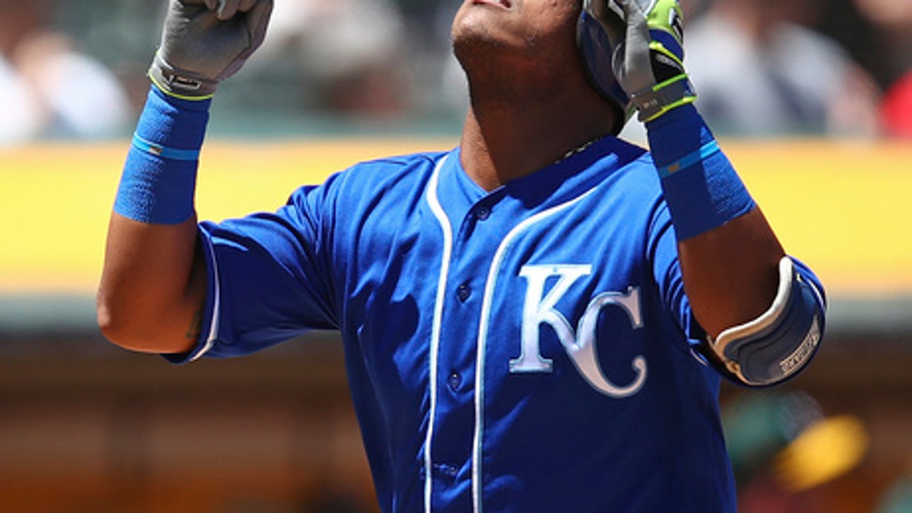 Chapman’s homer in 8th lifts A’s past Royals 3-2