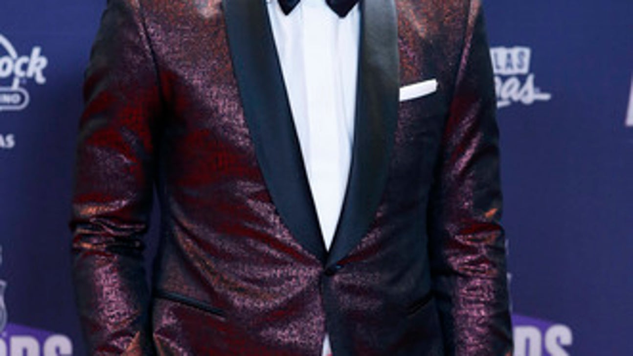 NHL handing out trophies at postseason awards show in Vegas