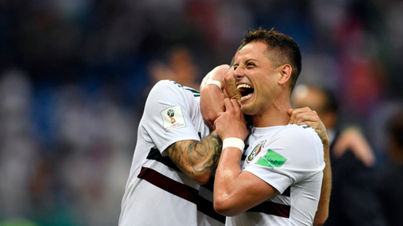 Hernandez, Mexico happy to be dreamers during World Cup