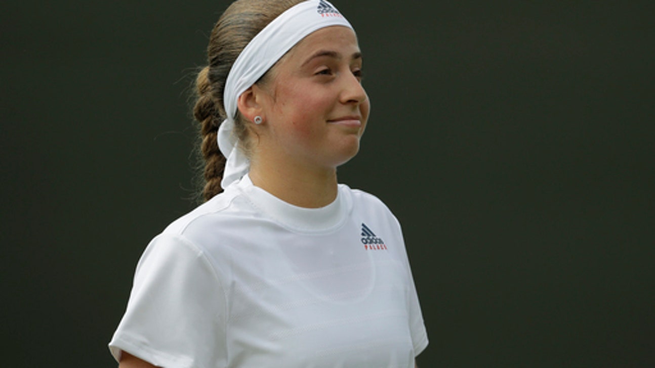 Cibulkova into Wimbledon quarters after umpire row
