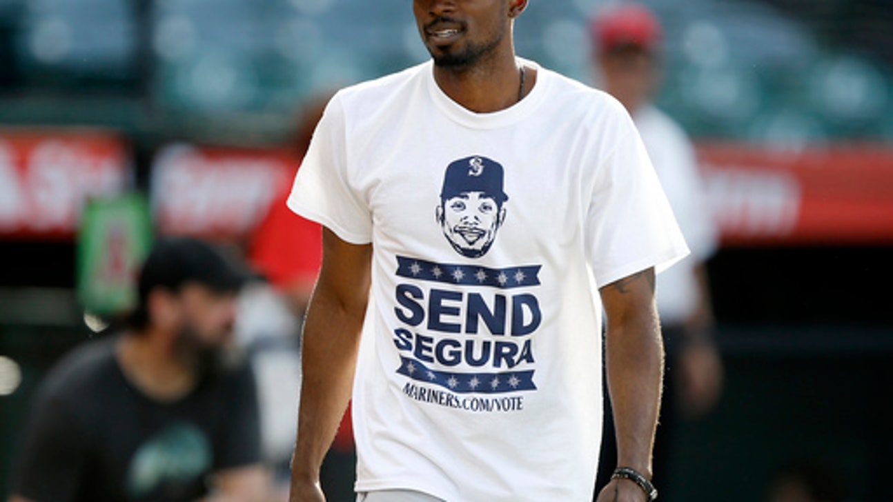 Aguilar, Segura win online vote for final All-Star spots