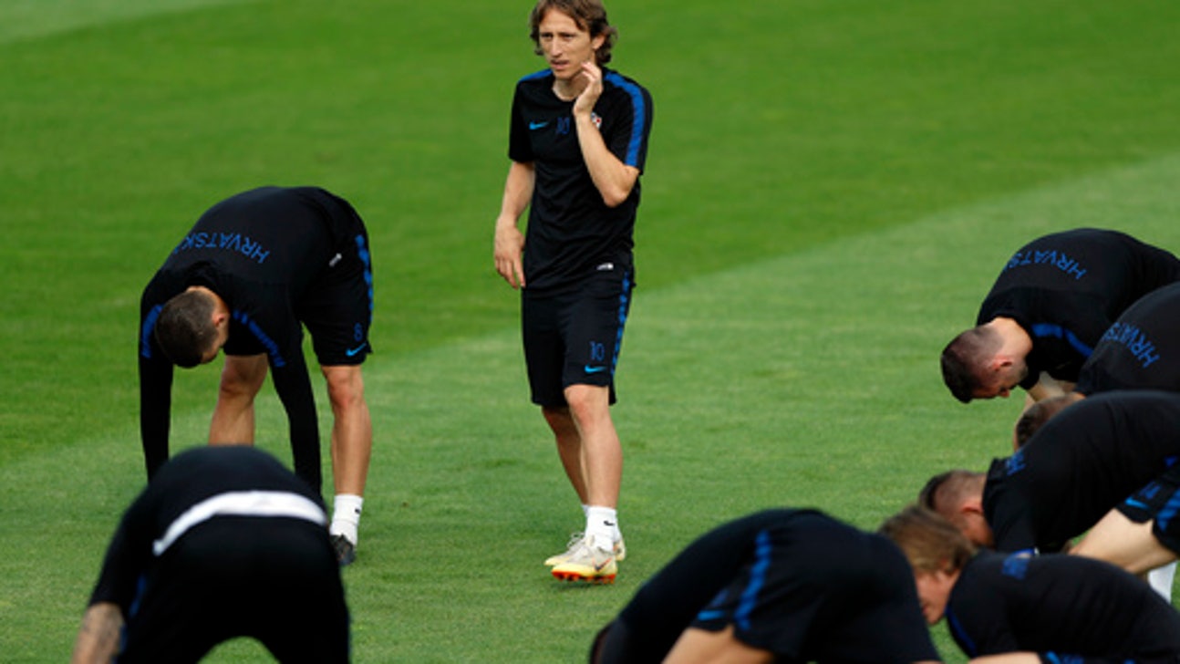 The Latest: Croatia arrives at stadium for World Cup final