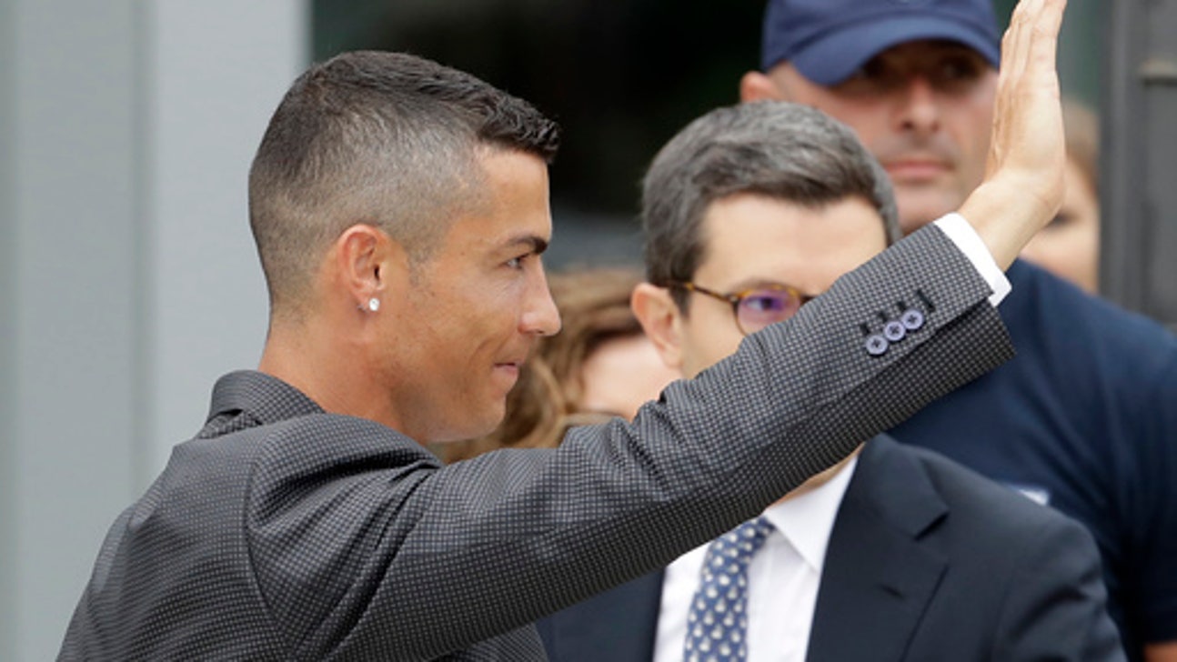 Ronaldo set for Juventus league debut at Chievo Verona