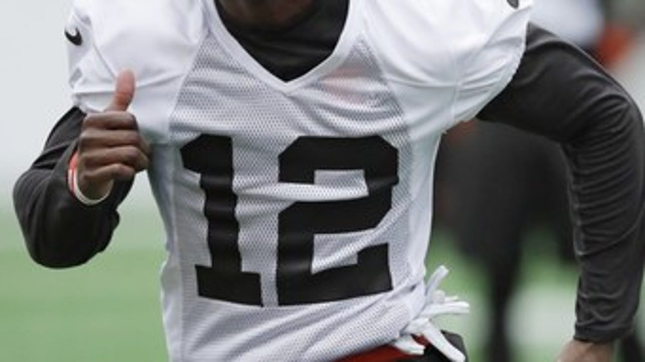 Browns sign rookie CB Denzel Ward on eve of camp opening