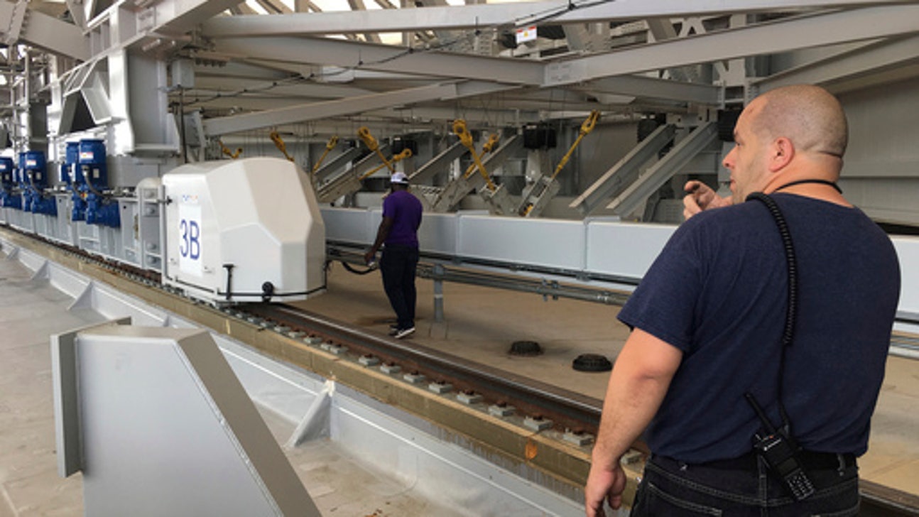 Roof at Mercedes-Benz Stadium finally open for business