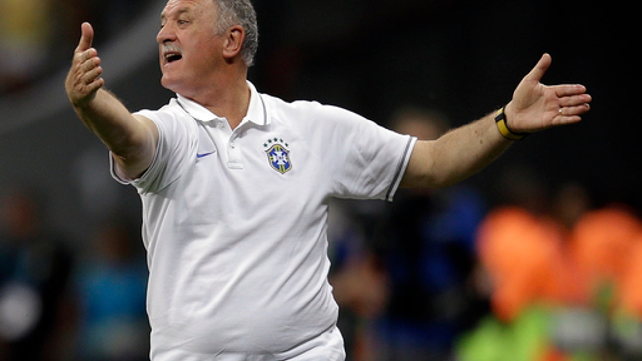 Palmeiras brings back former Brazil coach Scolari