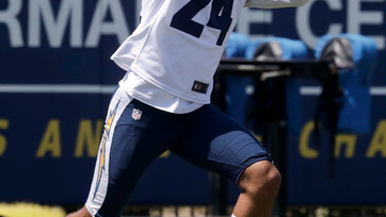 Chargers cornerback’ Trevor Williams leaves camp on crutches
