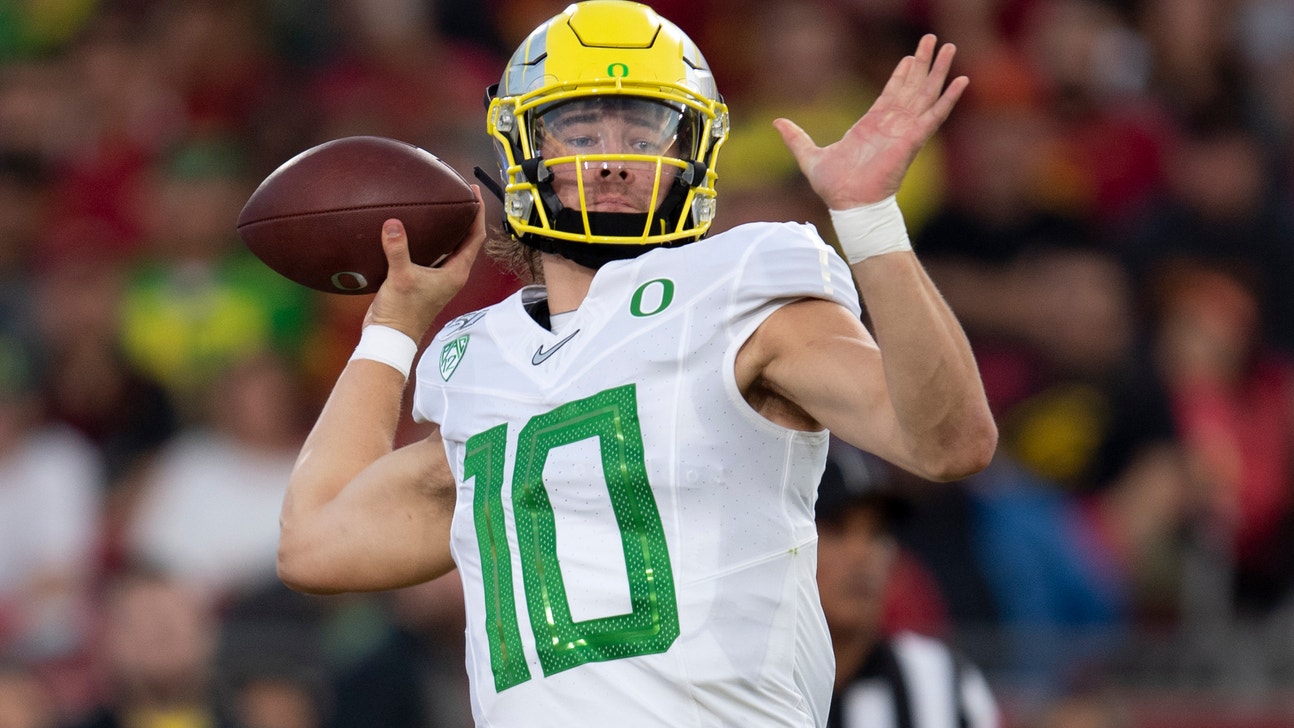 QB Justin Herbert calmly leads resilient No. 7 Oregon