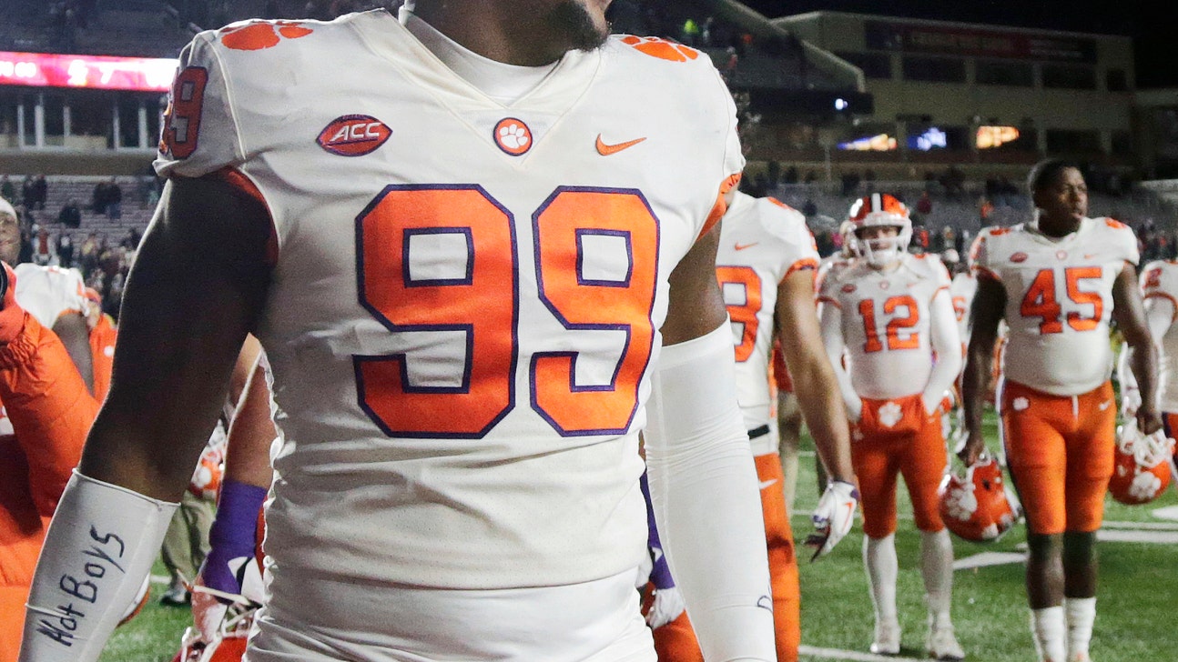 2018 AP All-America Team, List