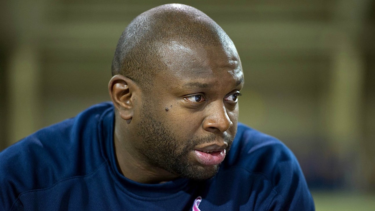 Ohio State hires Tony Alford to coach running backs