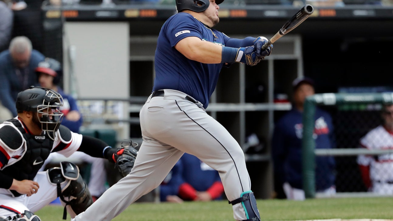 Vogelbach’s 2 homers, 6 RBIs lead hot M’s over ChiSox 12-5