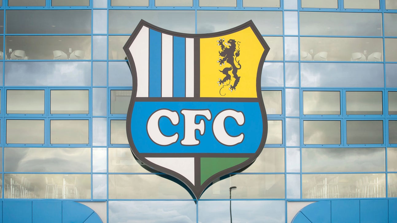 German soccer club pays tribute to deceased neo-Nazi fan