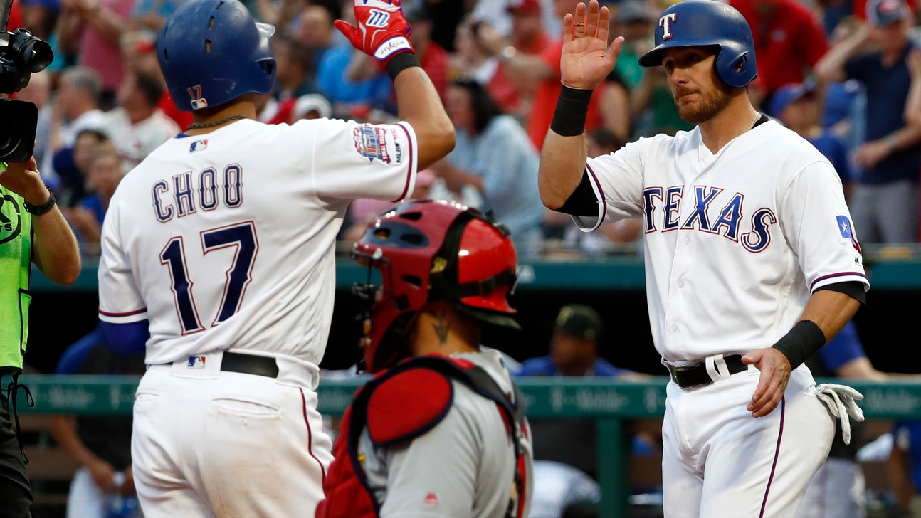 Odor, Choo key Sampson’s 1st win as Rangers top Cards 7-3