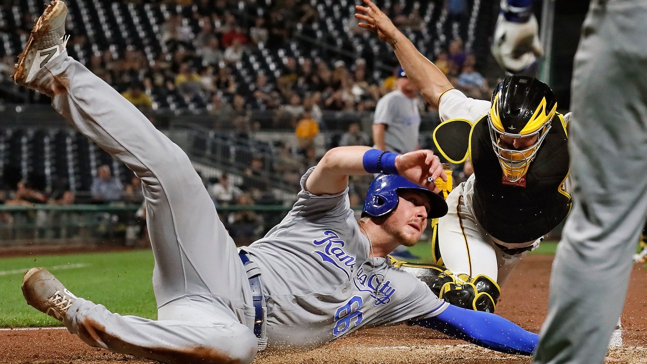 Lavarnway drives in winning run, Pirates top Royals in 11